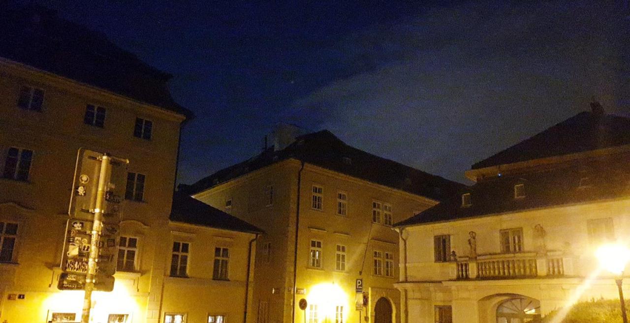 Laxmi Happy Home In Prague *