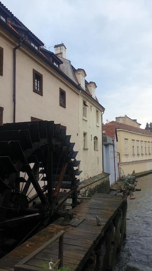 Laxmi Happy Home In Prague * Praga