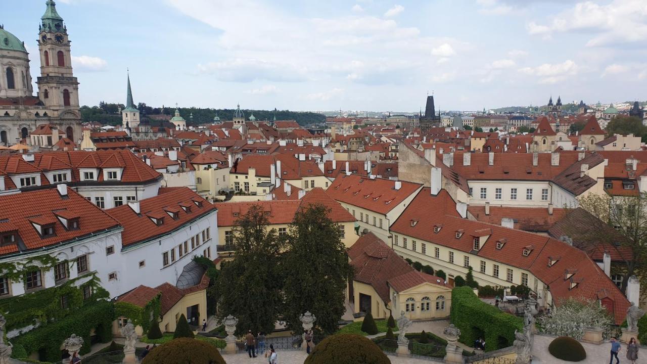 Appartamento Laxmi Happy Home In Prague Praga