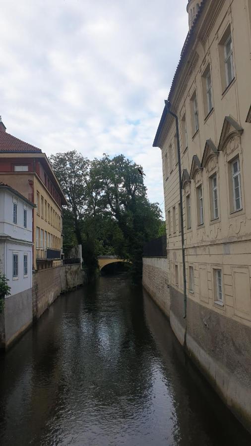 Laxmi Happy Home In Prague